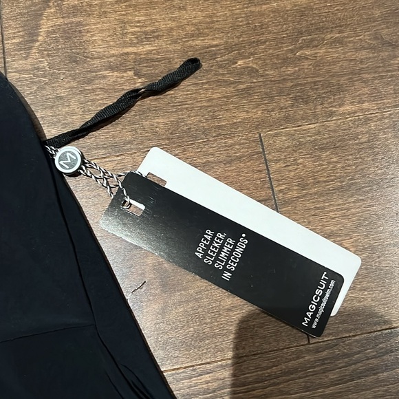 NEW Magicsuit Twister Theresa One Piece Romper Swimsuit - Picture 3 of 4